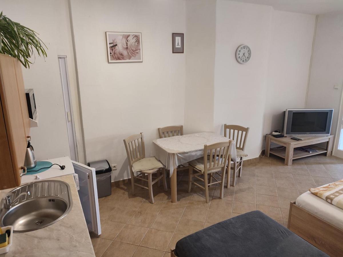 Pension Dana Karaskova Apartment Kutna Hora Ngoại thất bức ảnh