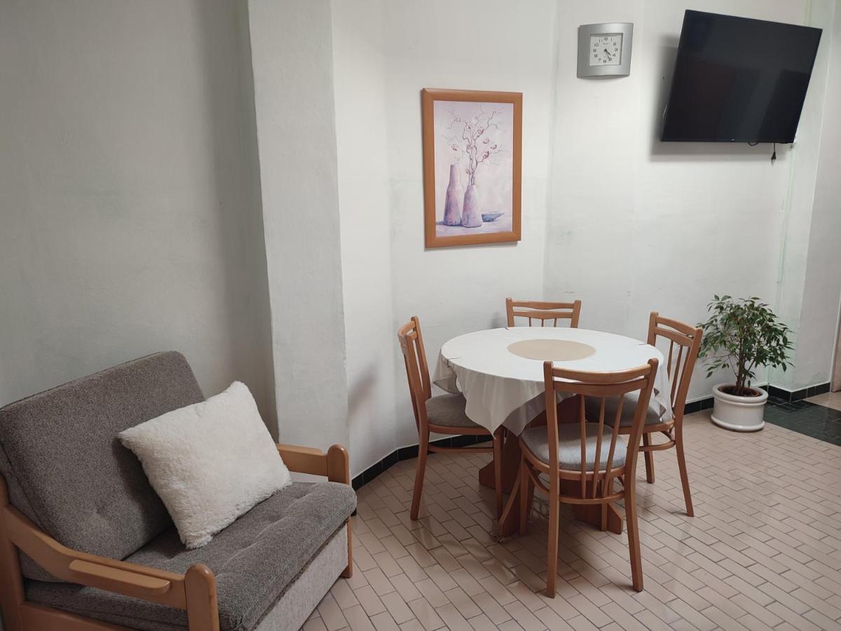 Pension Dana Karaskova Apartment Kutna Hora Ngoại thất bức ảnh