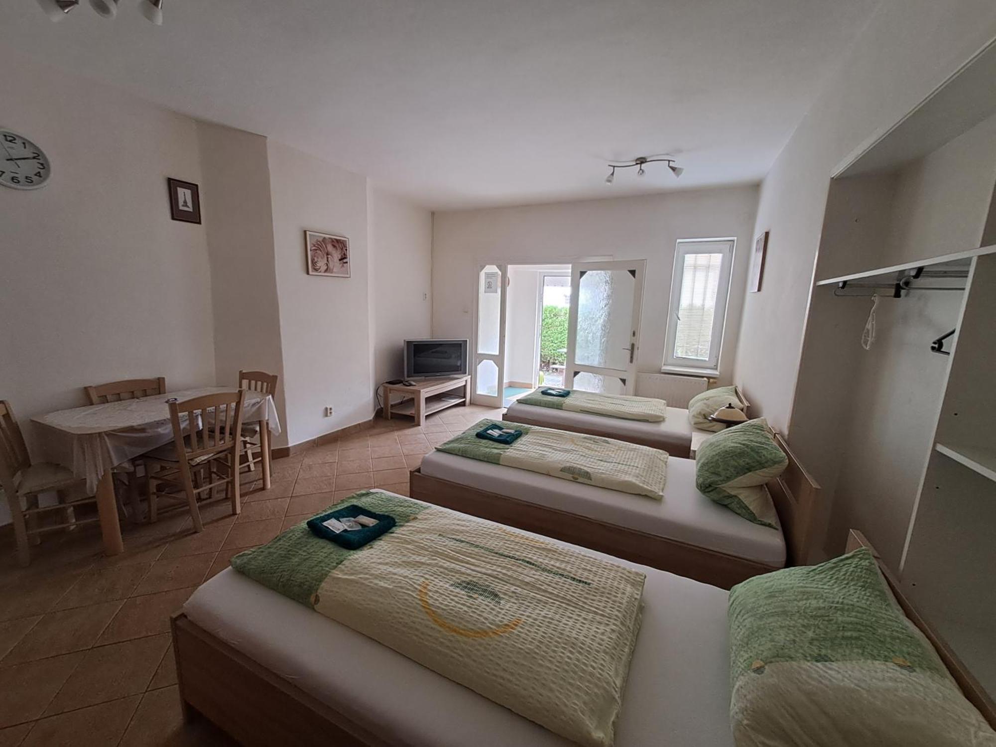 Pension Dana Karaskova Apartment Kutna Hora Ngoại thất bức ảnh